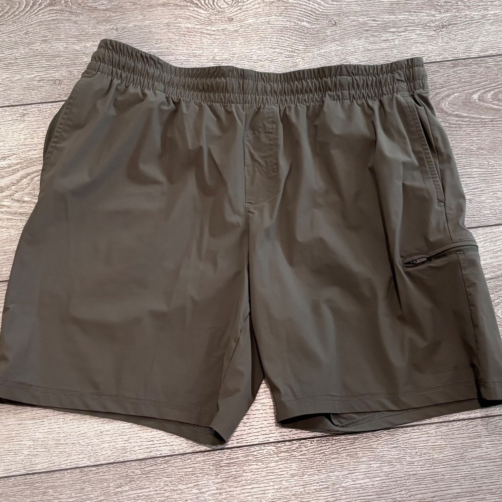Outdoor Voices High Way Shorts Mens Large Green Athletic Hiking Casual Outdoors